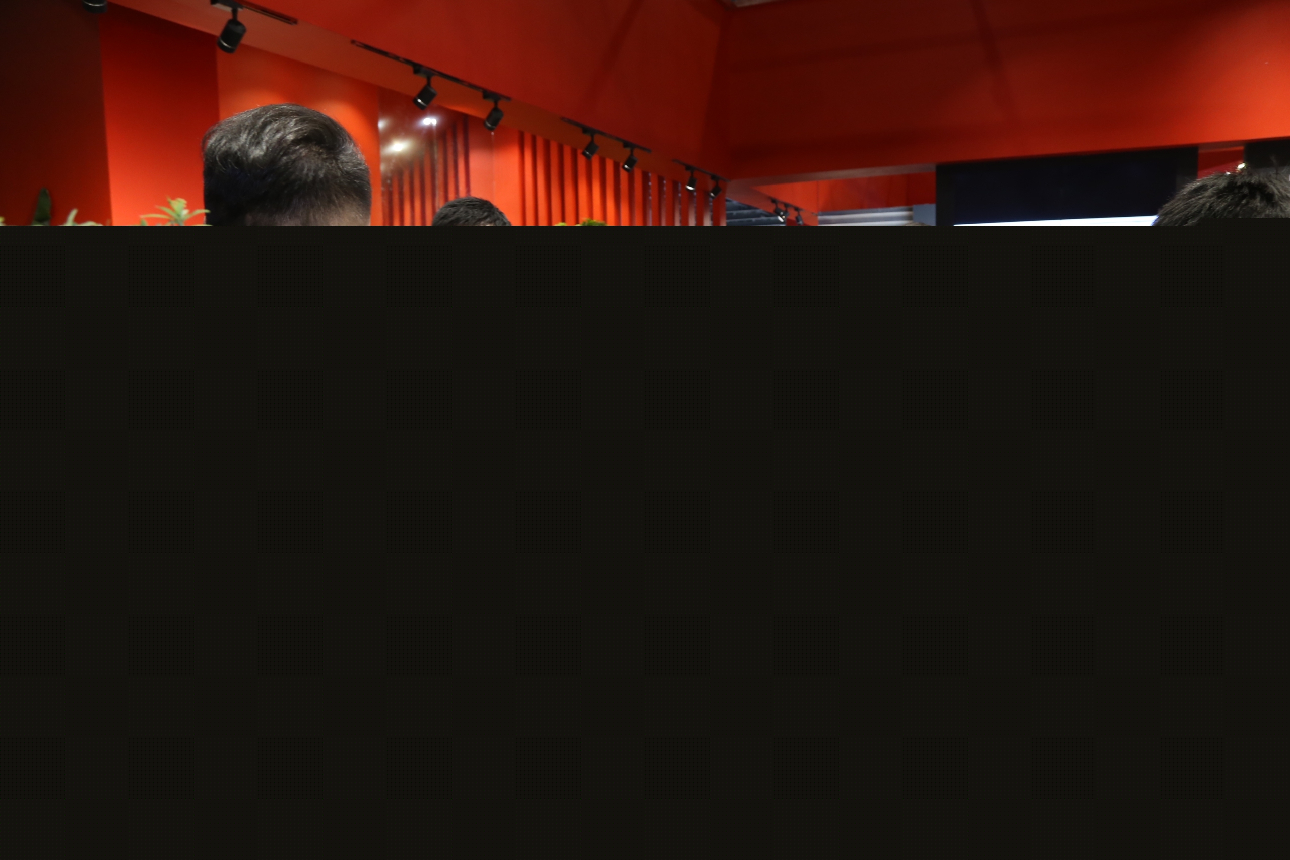 13586942.jpg